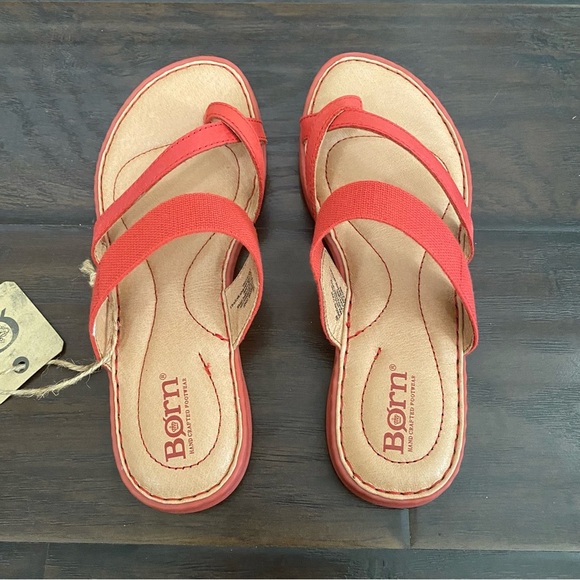 New with box Born red and tan flats sandals women’s size 6 - Picture 5 of 9